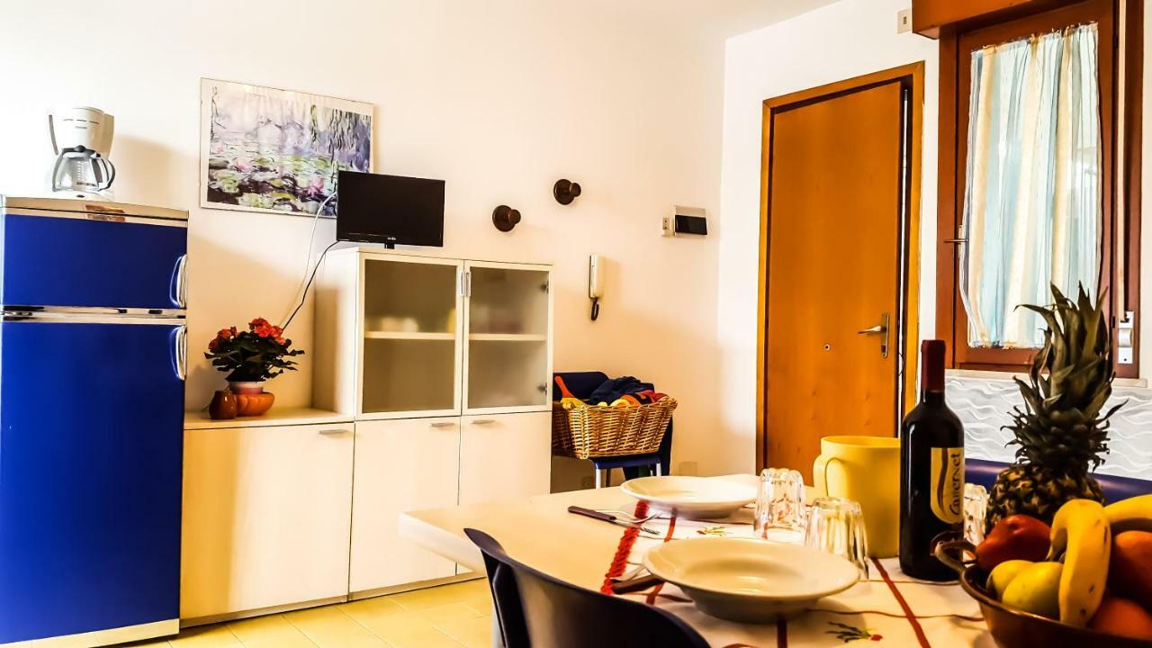 ביביונה Condominio Moschettieri מראה חיצוני תמונה