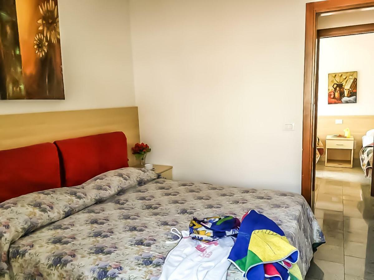 ביביונה Condominio Moschettieri מראה חיצוני תמונה